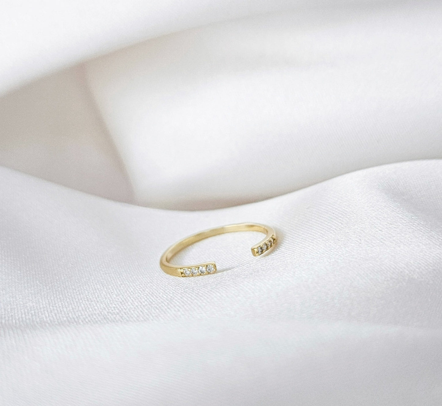 "The Bella" Ring