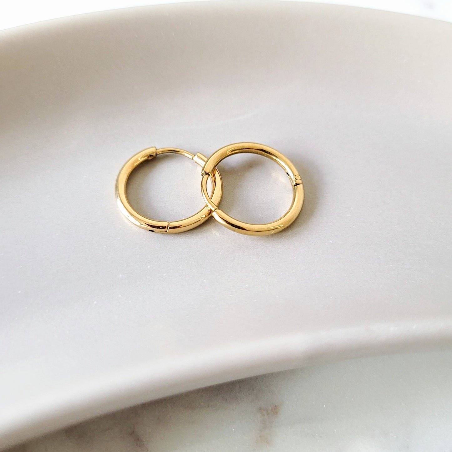 Buckle Hoops