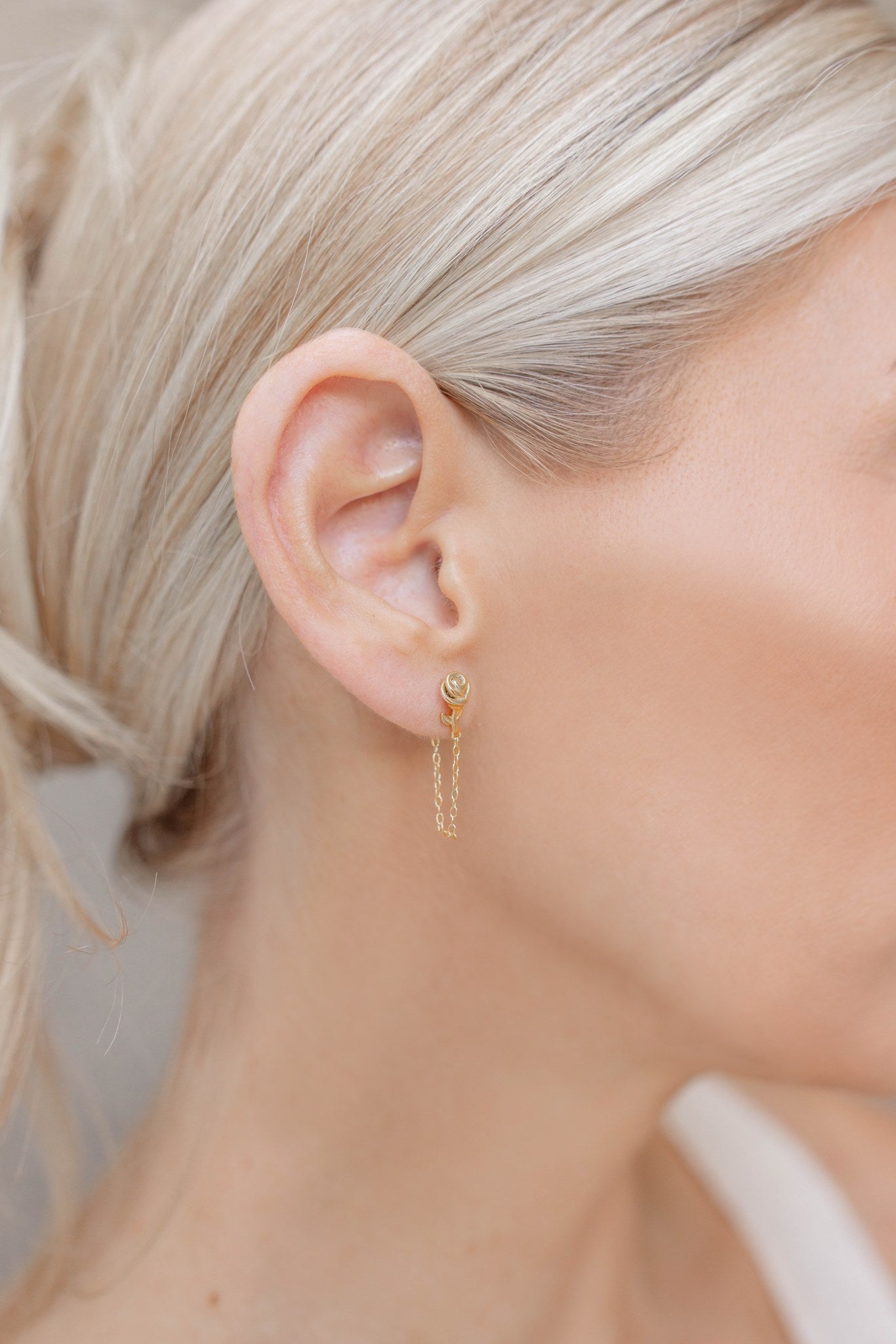 Chain Link Studs